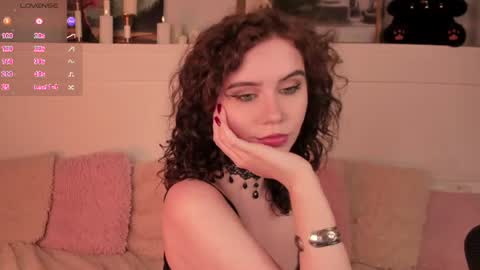 Una  online show from 12, 6, 2026