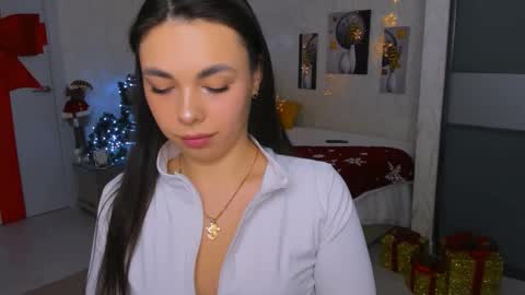 Snapshot of unforgettablestarfall chatting on 29, 12, 2024 Patricia online show from 29, 12, 2024