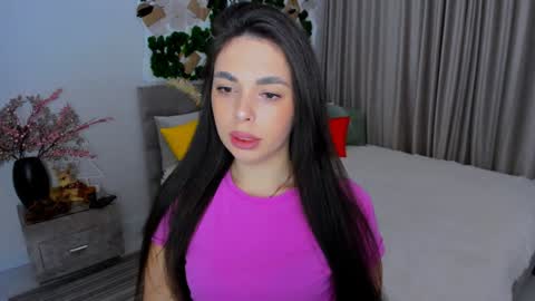 Snapshot of unforgettablestarfall chatting on 11, 1, 2025 Patricia online show from 11, 1, 2025