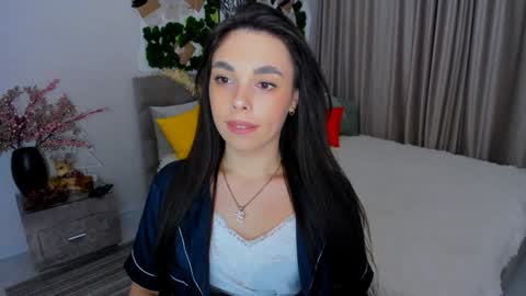 Snapshot of unforgettablestarfall chatting on 11, 1, 2025 Patricia online show from 11, 1, 2025