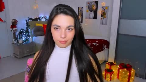 Snapshot of unforgettablestarfall chatting on 14, 1, 2025 Patricia online show from 14, 1, 2025