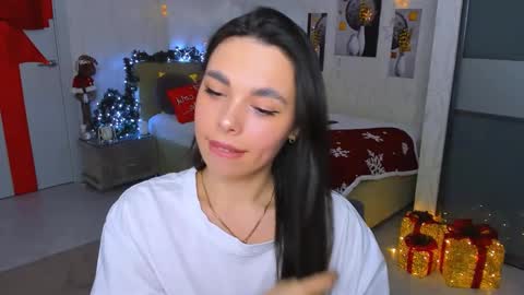 Snapshot of unforgettablestarfall chatting on 17, 1, 2025 Patricia online show from 17, 1, 2025