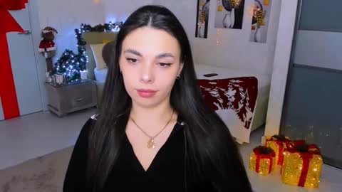 Snapshot of unforgettablestarfall chatting on 20, 1, 2025 Patricia online show from 20, 1, 2025