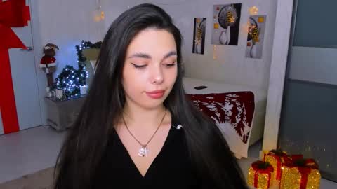 Snapshot of unforgettablestarfall chatting on 20, 1, 2025 Patricia online show from 20, 1, 2025