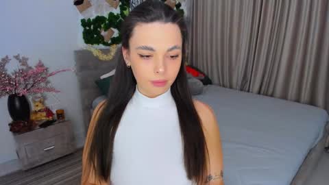 Snapshot of unforgettablestarfall chatting on 23, 1, 2025 Patricia online show from 23, 1, 2025