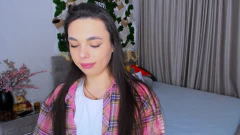Snapshot of unforgettablestarfall chatting on 26, 1, 2025 Patricia online show from 26, 1, 2025