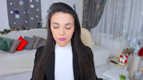 Snapshot of unforgettablestarfall chatting on 26, 1, 2025 Patricia online show from 26, 1, 2025
