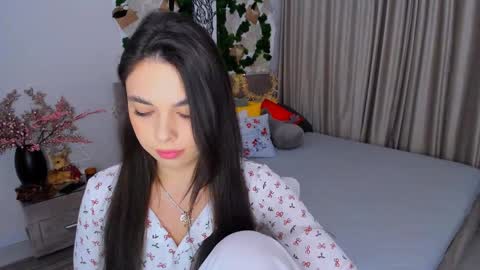 Snapshot of unforgettablestarfall chatting on 29, 1, 2025 Patricia online show from 29, 1, 2025