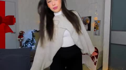 Snapshot of unforgettablestarfall chatting on 30, 1, 2025 Patricia online show from 30, 1, 2025