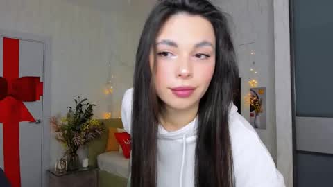 Snapshot of unforgettablestarfall chatting on 11, 2, 2025 Patricia online show from 11, 2, 2025