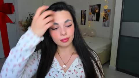 Snapshot of unforgettablestarfall chatting on 14, 2, 2025 Patricia online show from 14, 2, 2025