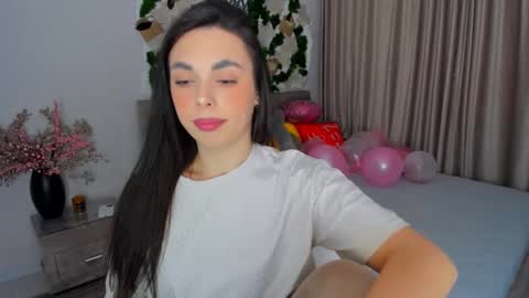 Snapshot of unforgettablestarfall chatting on 15, 2, 2025 Patricia online show from 15, 2, 2025