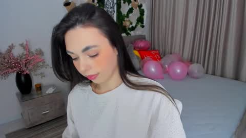 Snapshot of unforgettablestarfall chatting on 16, 2, 2025 Patricia online show from 16, 2, 2025