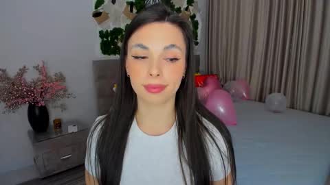 Snapshot of unforgettablestarfall chatting on 17, 2, 2025 Patricia online show from 17, 2, 2025
