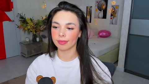 Snapshot of unforgettablestarfall chatting on 6, 3, 2025 Patricia online show from 6, 3, 2025