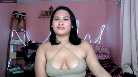 Snapshot of ur_baby_rebbecca chatting on 7, 6, 2026 SINGLE online show from 7, 6, 2026