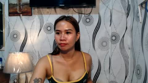 ur_wildflower69 online show from 2, 7, 2026