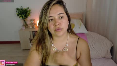 Mia Miller online show from 7, 4, 2026