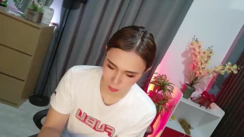 urfave_bbgirl online show from 7, 5, 2026