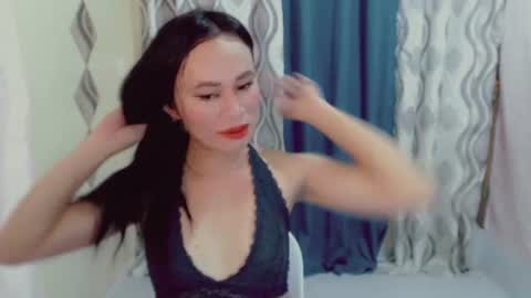 urlovely_che online show from 12, 6, 2026