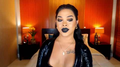 UrMajestyTyra online show from 21, 6, 2026