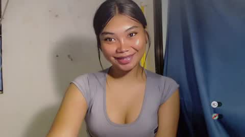urpinay_sandra69 online show from 19, 6, 2026