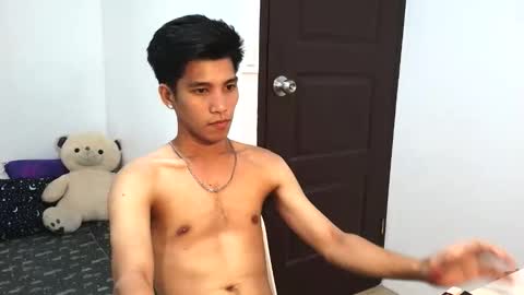ursweetie_boy online show from 27, 3, 2026