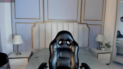 Vaioleth online show from 27, 5, 2026