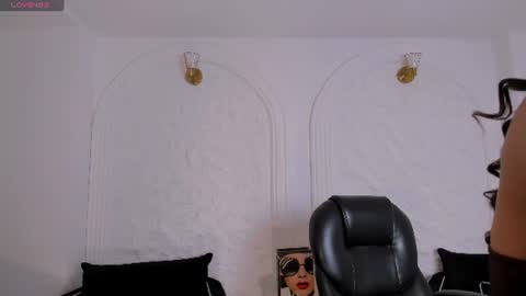 Snapshot of valeriavelvet chatting on 10, 6, 2026 Vale online show from 10, 6, 2026