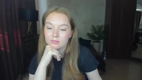 Snapshot of valericherry chatting on 21, 5, 2026 ValeriCherry online show from 21, 5, 2026