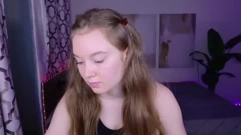 Snapshot of valericherry chatting on 20, 6, 2026 ValeriCherry online show from 20, 6, 2026