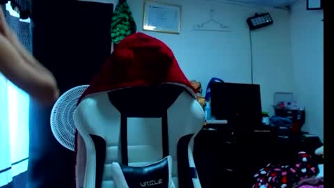B V Naughty online show from 22, 6, 2026
