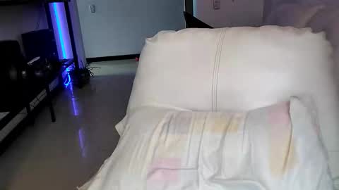 Snapshot of vanesam chatting on 15, 5, 2026 vanessa and samantha online show from 15, 5, 2026