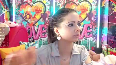  Vanessa  online show from 15, 6, 2026