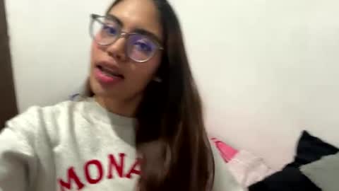 Vanessa pa online show from 26, 6, 2026