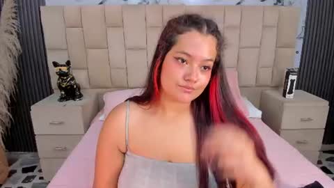 vanessascott_ online show from 21, 6, 2026