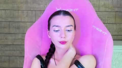 VanessaVienne online show from 14, 6, 2026