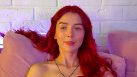VanessaVienne online show from 19, 6, 2026