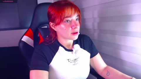 Snapshot of vannessa_shy chatting on 30, 6, 2026 Vanesa online show from 30, 6, 2026