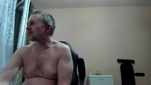 vano_822 online show from 15, 5, 2026