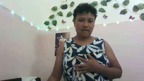 Vayannah online show from 4, 6, 2026