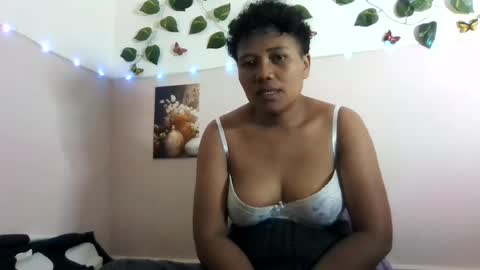 Vayannah online show from 17, 6, 2026