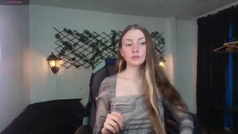 Snapshot of velvet__moon chatting on 30, 3, 2026 Sophi online show from 30, 3, 2026