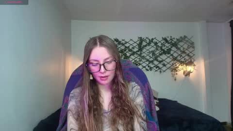 Snapshot of velvet__moon chatting on 31, 3, 2026 Sophi online show from 31, 3, 2026