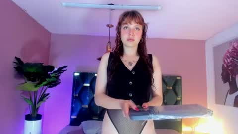 Isabella  online show from 9, 6, 2026