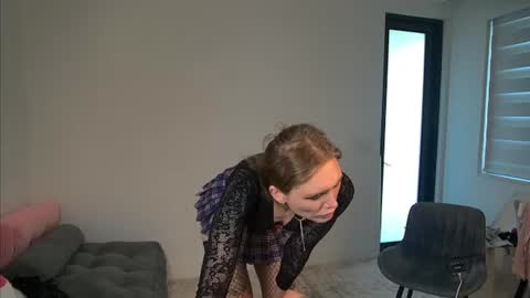 VelvetTGirl online show from 14, 6, 2026