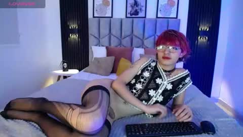 venus_999_ online show from 12, 6, 2026