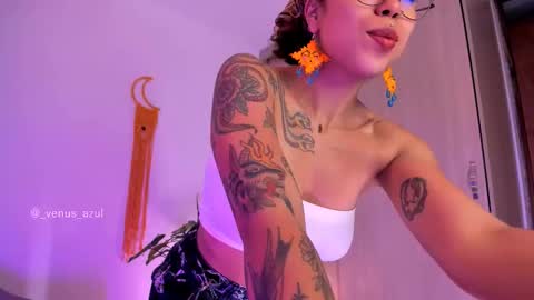 JulietaIndependent Model  venus azul online show from 19, 11, 2025