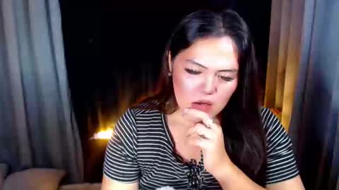 I am Colly Your mystery girl online show from 3, 6, 2026