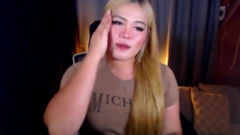 Snapshot of venus_colly chatting on 21, 7, 2026 I am Colly Your mystery girl online show from 21, 7, 2026